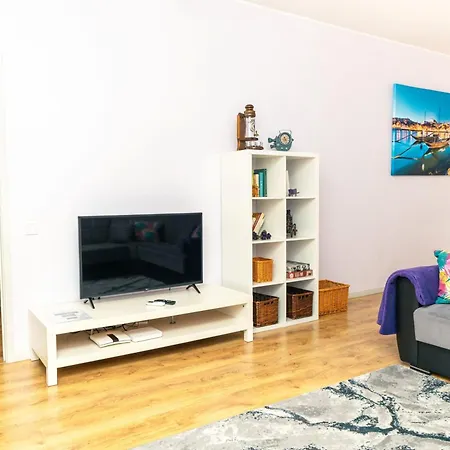 Kwatera prywatna Violet House Your Place To *