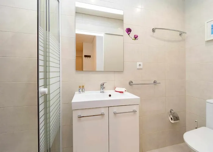 Violet House Your Place To Проживание в семье Вила-Нова-ди-Гая