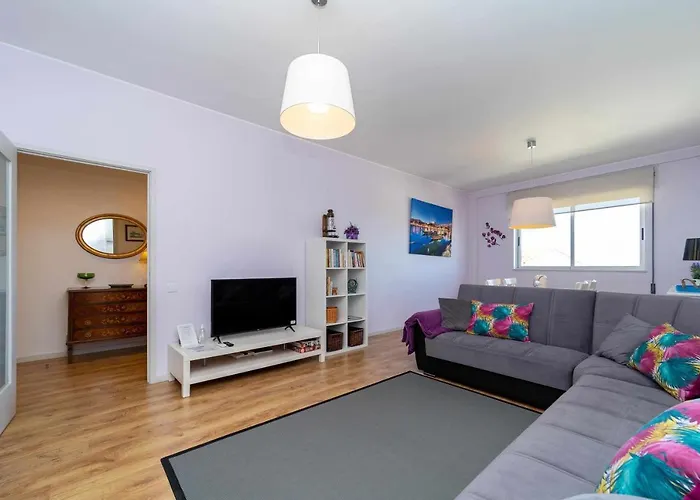 Violet House Your Place To Проживание в семье