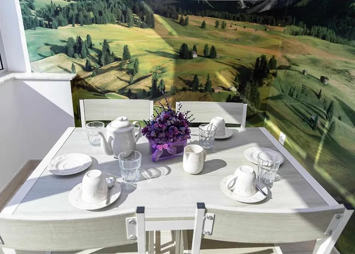 Violet House Your Place To