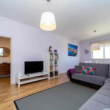 Violet House Your Place To منزل للإقامة