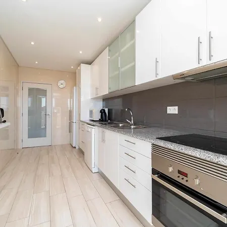 Violet House Your Place To فيلا نوفا دي غايا