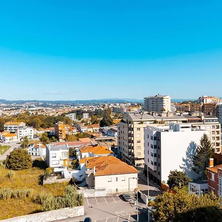 Violet House Your Place To Pansiyon Vila Nova de Gaia