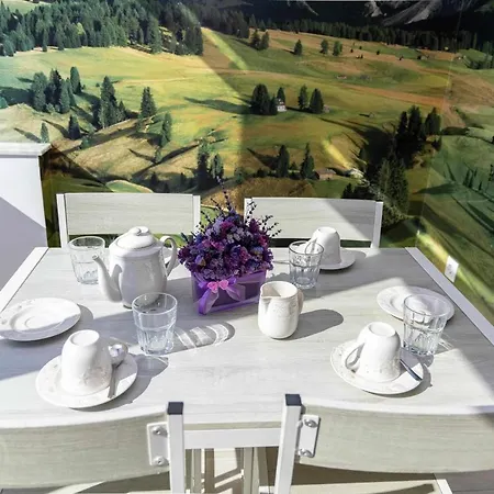 Violet House Your Place To