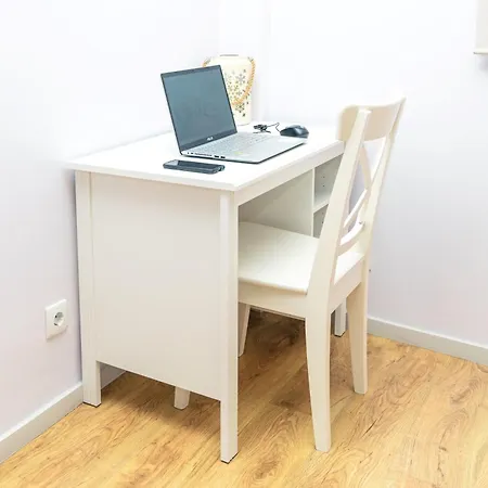 Violet House Your Place To * فيلا نوفا دي غايا