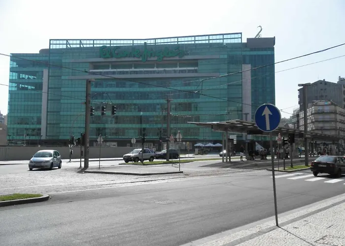 Violet House Your Place To